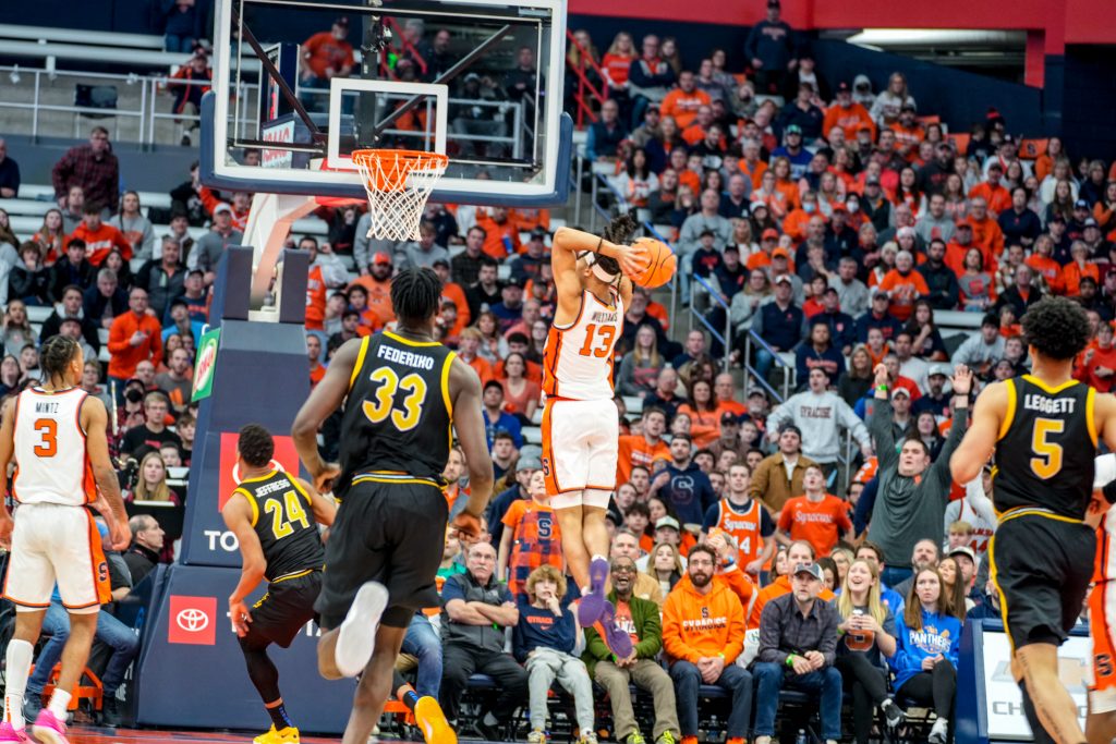 Benny Williams fastbreak slam against Pitt 