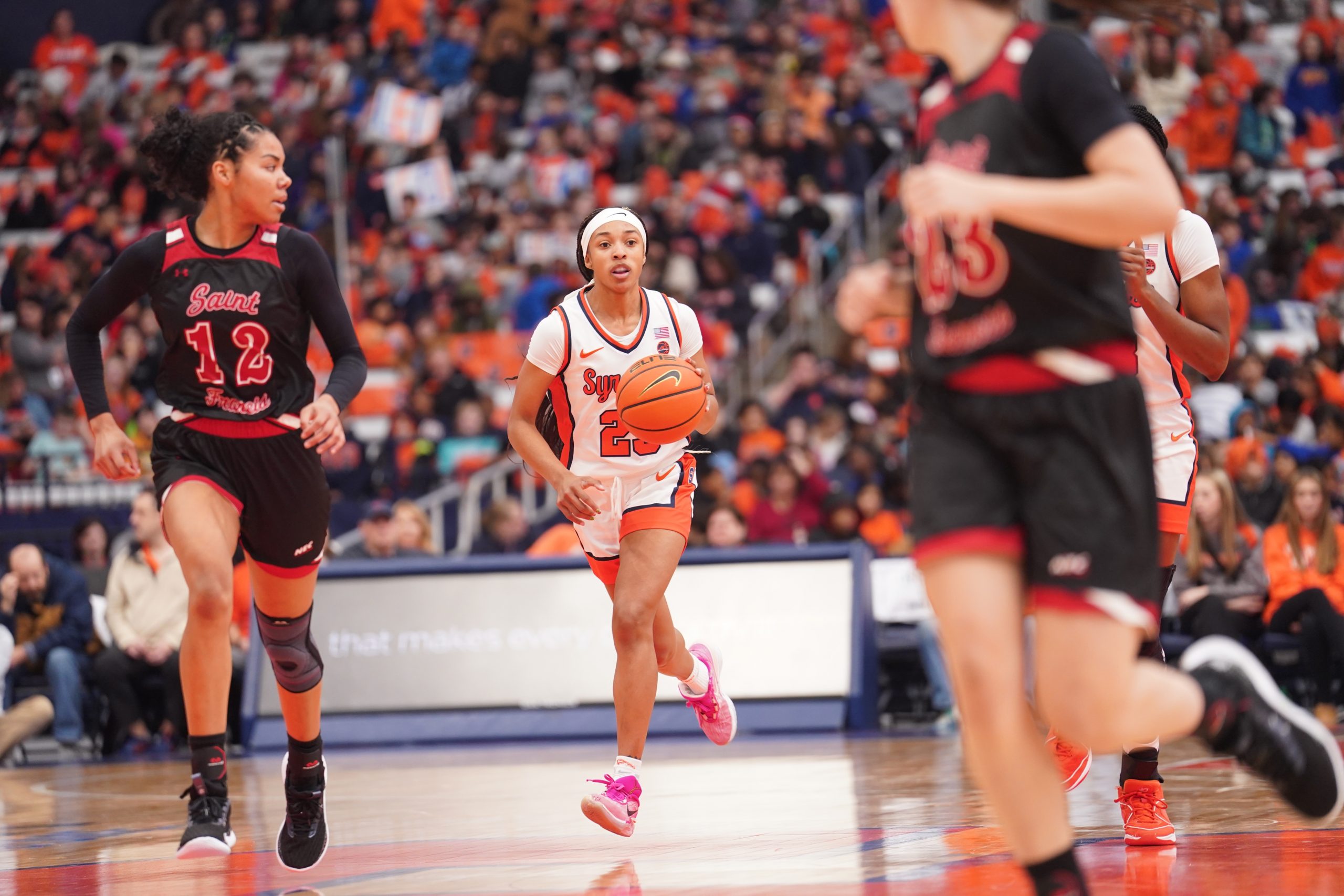 » Syracuse Earns 10th Win on School Day