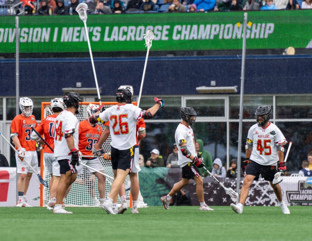 Kelly gets his second of the game to make it 6-1 with 7:04 left in the first half.